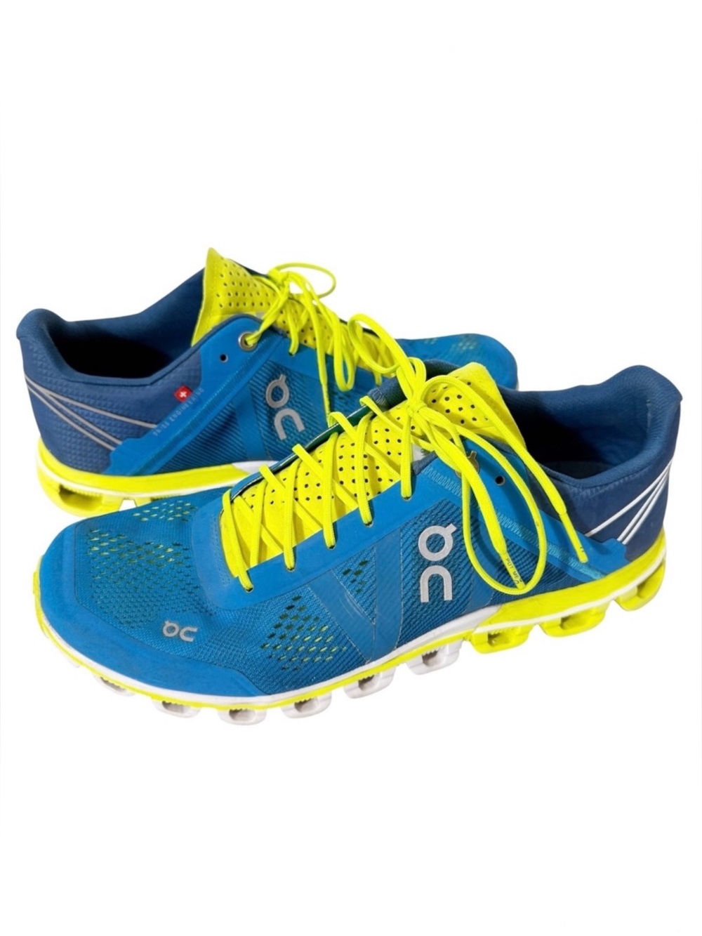 On Running Cloudflow Mens Malibu Neon Blue Athletic Running Sneaker Size 8.5